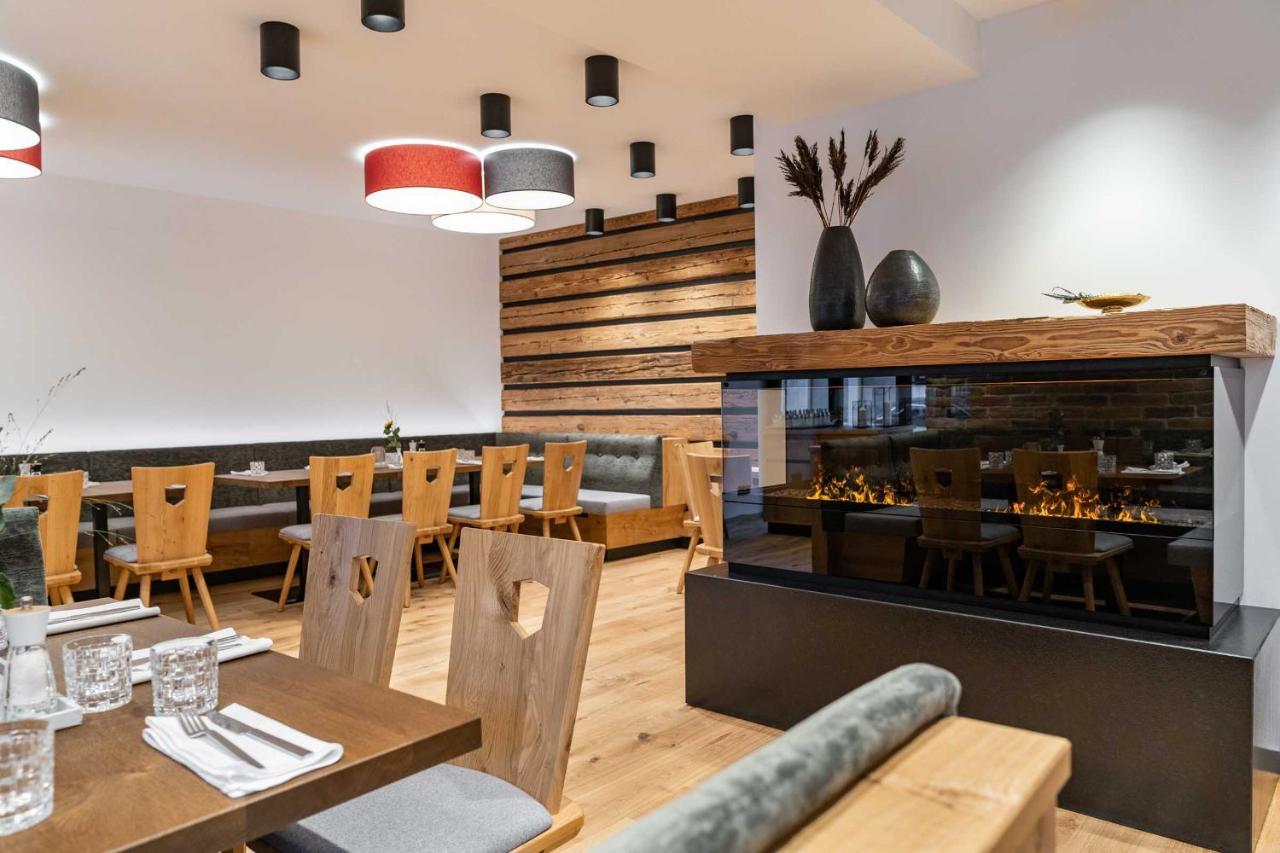 Hotel Goldener Hirsch Kaufbeuren Ngoại thất bức ảnh