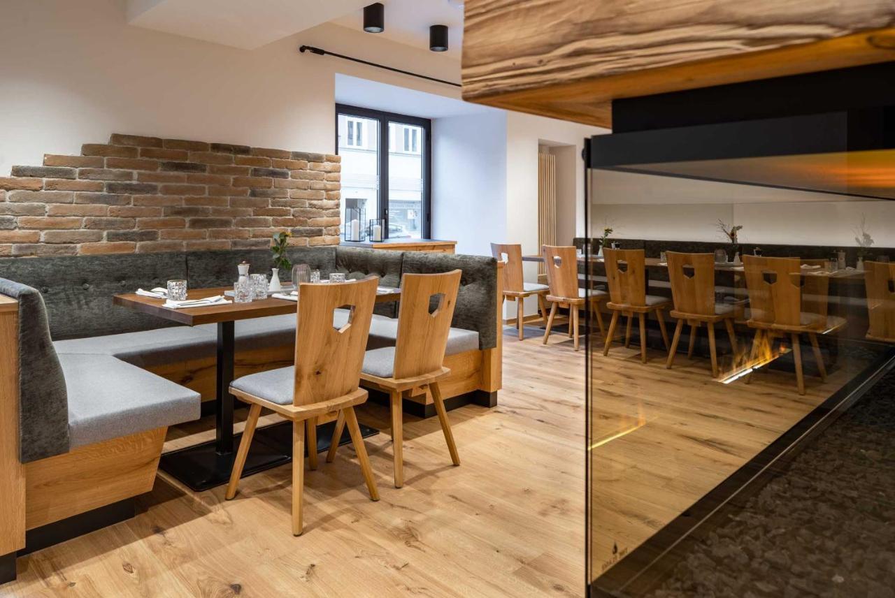 Hotel Goldener Hirsch Kaufbeuren Ngoại thất bức ảnh