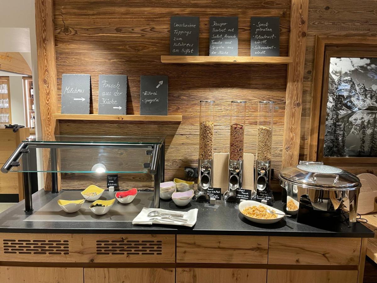 Hotel Goldener Hirsch Kaufbeuren Ngoại thất bức ảnh