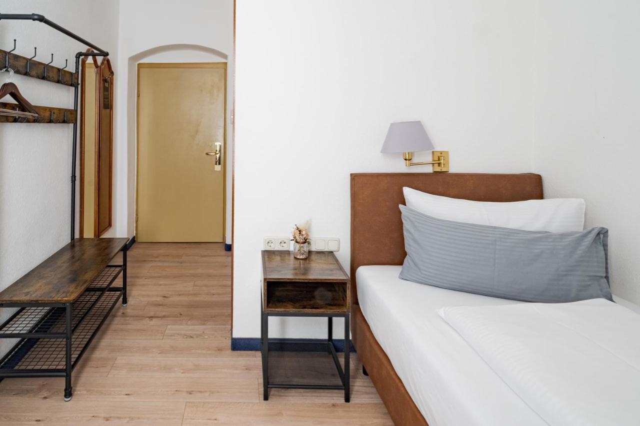 Hotel Goldener Hirsch Kaufbeuren Ngoại thất bức ảnh