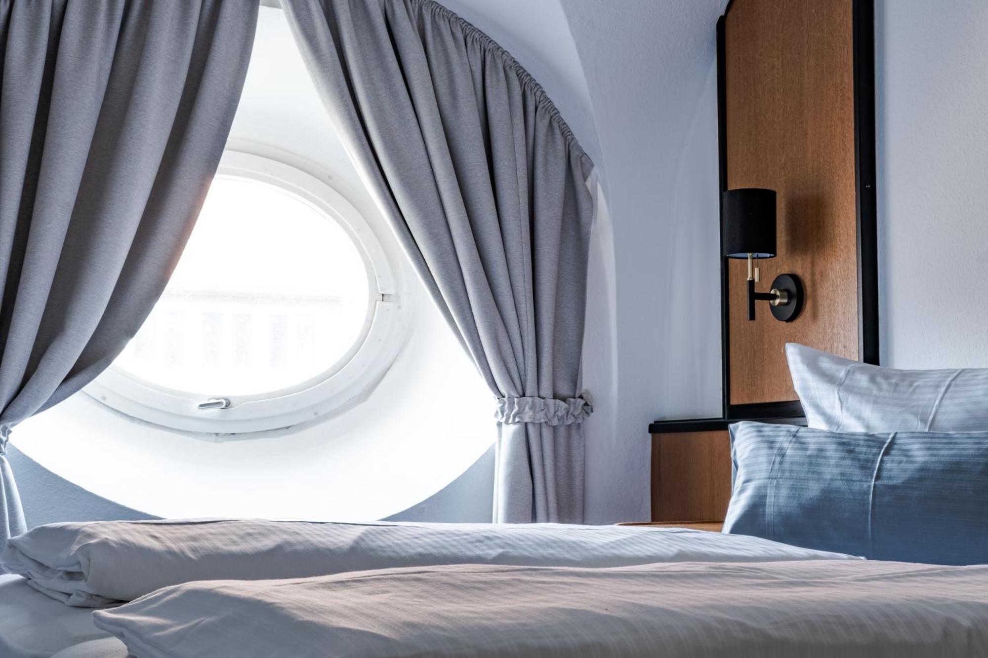 Hotel Goldener Hirsch Kaufbeuren Ngoại thất bức ảnh