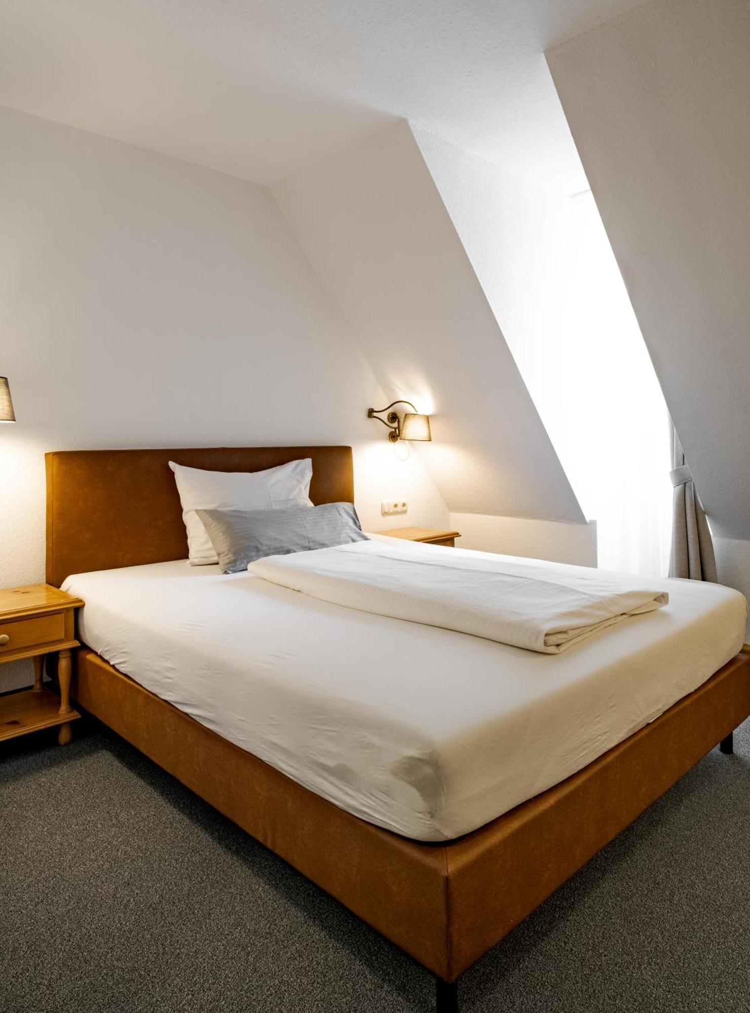 Hotel Goldener Hirsch Kaufbeuren Phòng bức ảnh